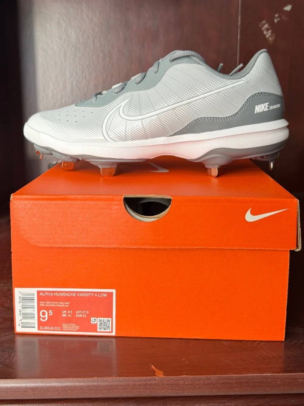 ALPHA HUARACHE VARSITY 4 LOW